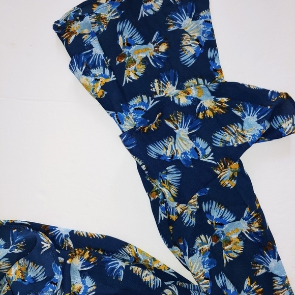 Fin & Grace Bird Print Ruffle Sleeve Blouse S - Picture 8 of 8